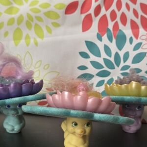 LILY TOPS - Lady Lovely Locks Enchanted Island